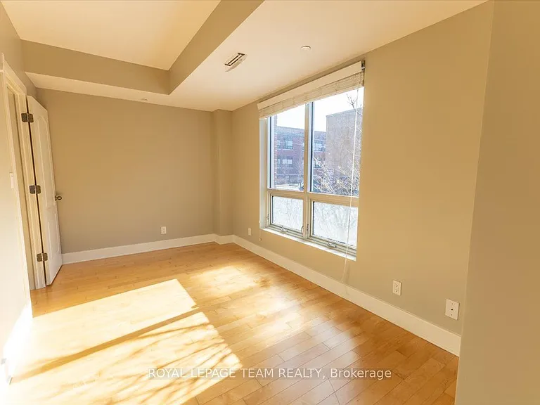 9 Balsam St W — Photo 24