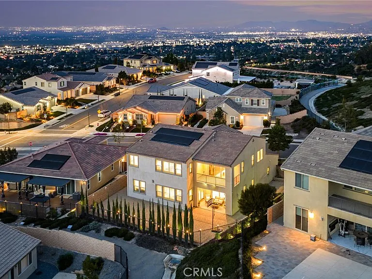 2413 Sierra Bella Dr — Photo 39