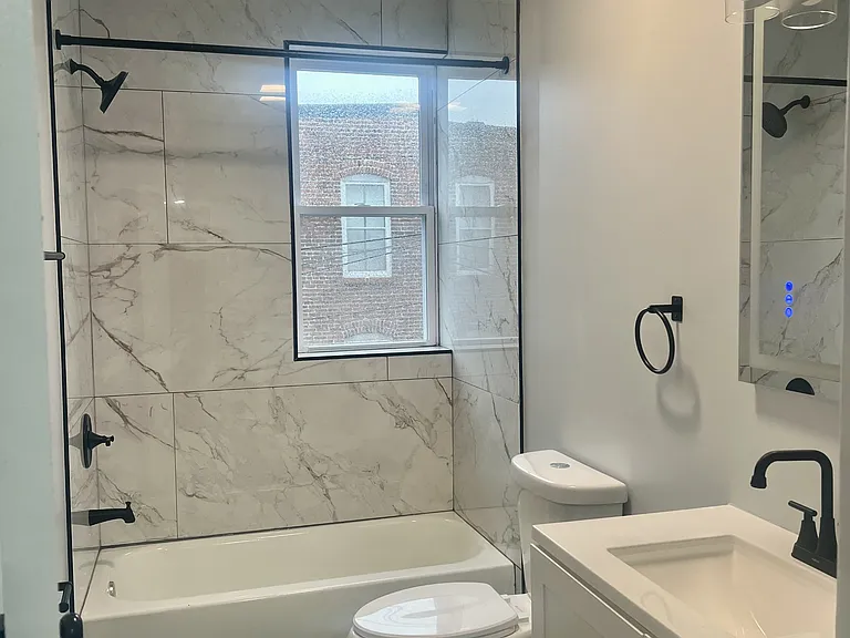 2431 McElderry St — Photo 37