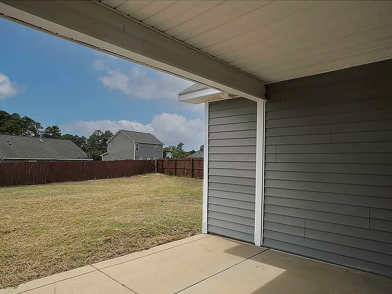 2549 Hunting Bow Dr — Photo 20