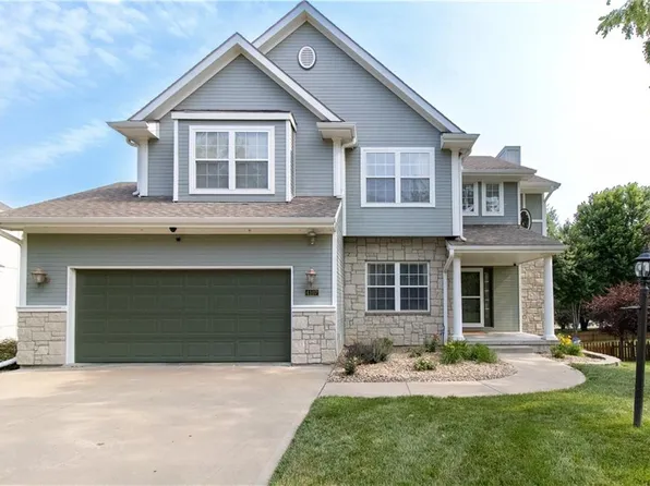 4107 Bennington Dr, Saint Joseph, MO 64506