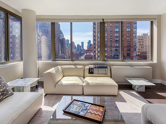 2nd image of 2 Columbus Ave APT 8C