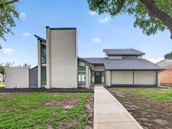 12530 Olympia Dr, Houston, TX 77077