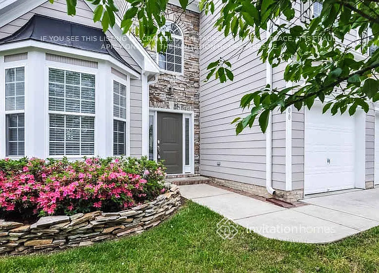 5600 Keowee Way — Photo 2