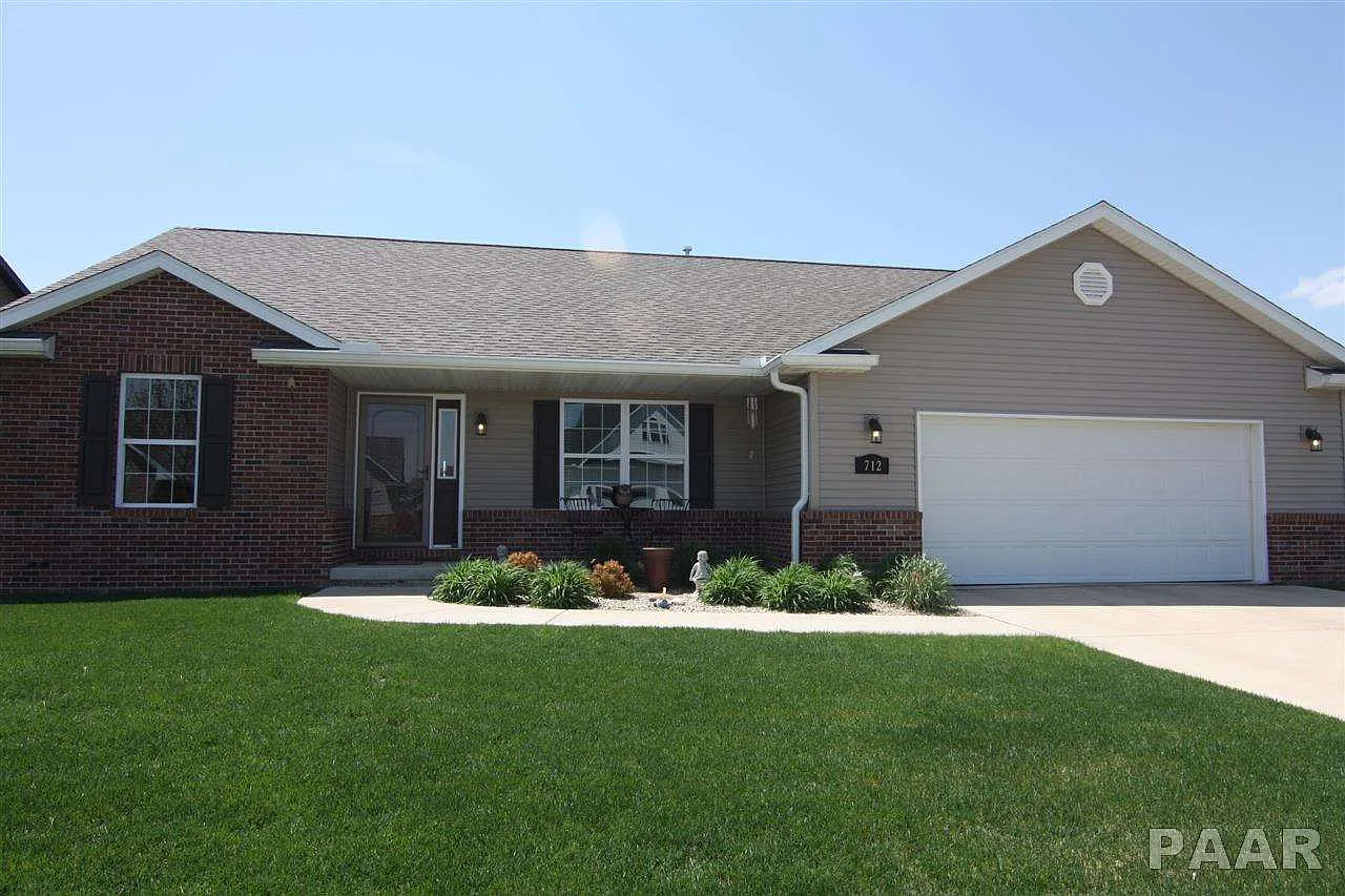 712 Grandyle Dr photo 1