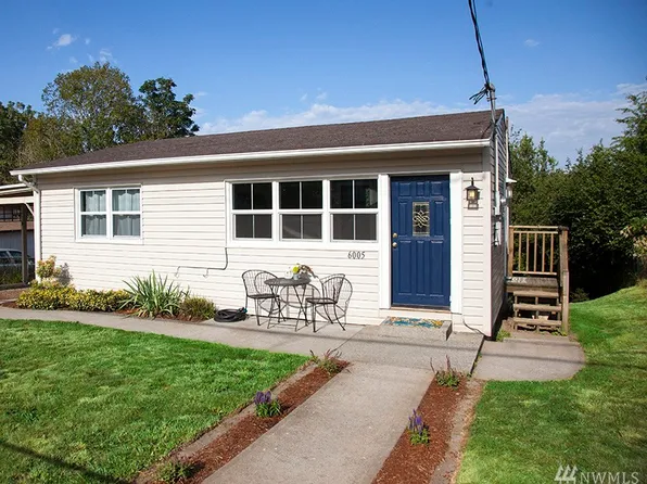 6005 21st Ave SW, Seattle, WA 98106