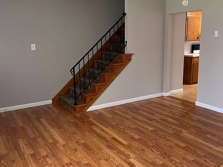 207 S Beech St — Photo 4
