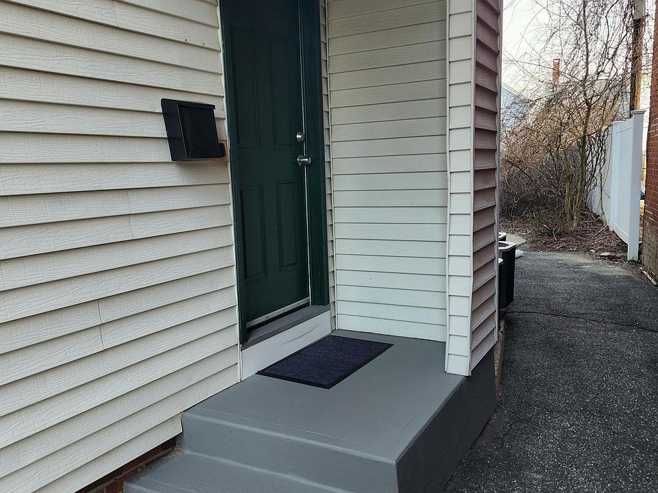 1st image of 59 1/2 High St #59-1/2