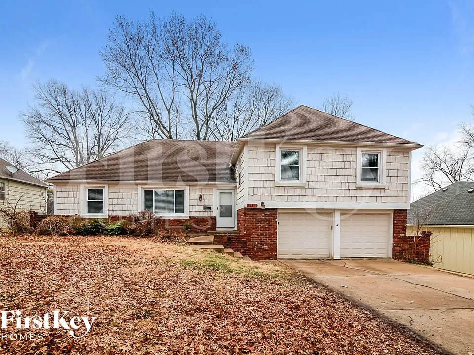 9613 Beverly Dr