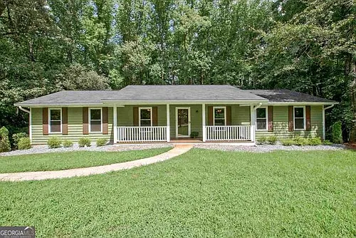 205 Kingswood Dr Photo 1
