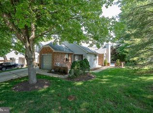 9315 Eagle View Dr, Lafayette Hill, PA 19444