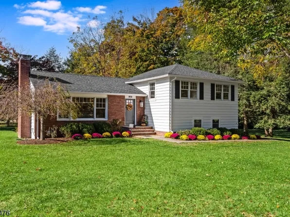 125 Glenbrook Rd, Morris Plains Boro, NJ 07950