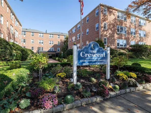 290 Atlantic Avenue #203, East Rockaway, NY 11518