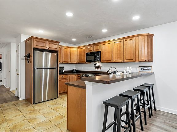 3rd image of 34 Venice Rd