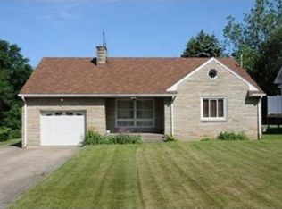 2623 Woodland Rd, Ambridge, PA 15003