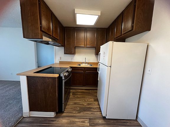 2nd image of 6106-6176 Beadnell Way #35
