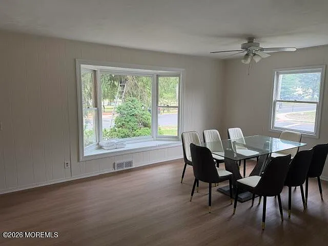 5 bed, 2.5 bath, $2,500 — Photo 4