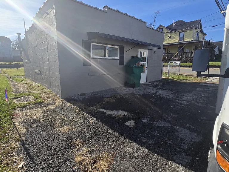 200 Broadway Ave — Photo 10