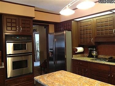 3rd image of 101 Chapel Ln