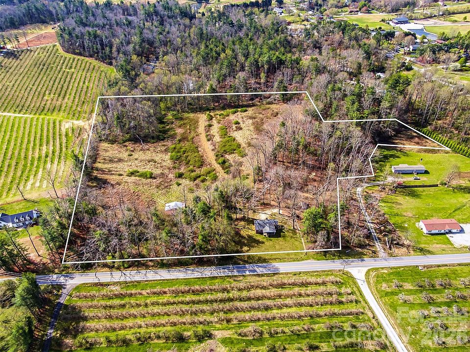 1st image of 984 Pace Rd