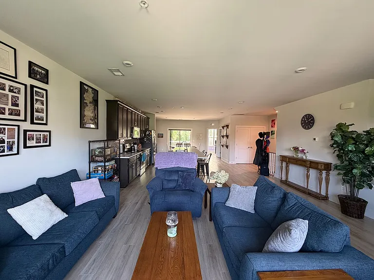 626 Noush Ct #B — Photo 14