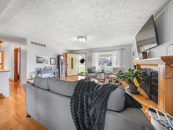 5th image of 7404 Nekirk Rd