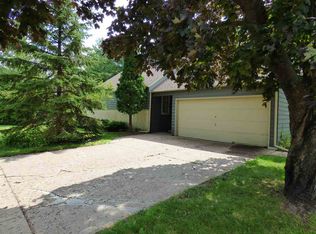 2333 4th Ave, Stevens Point, WI 54481
