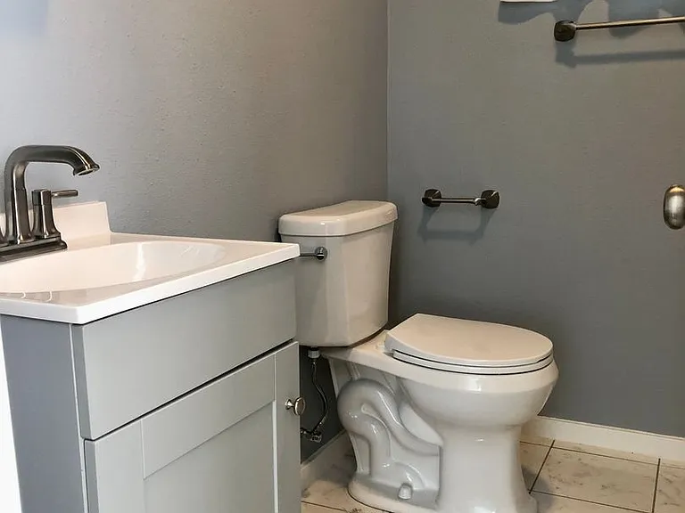 326 Ford Ave — Photo 15