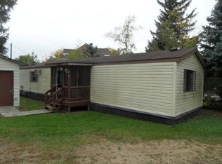 108 N 18th Ave, Monroe, WI 53566