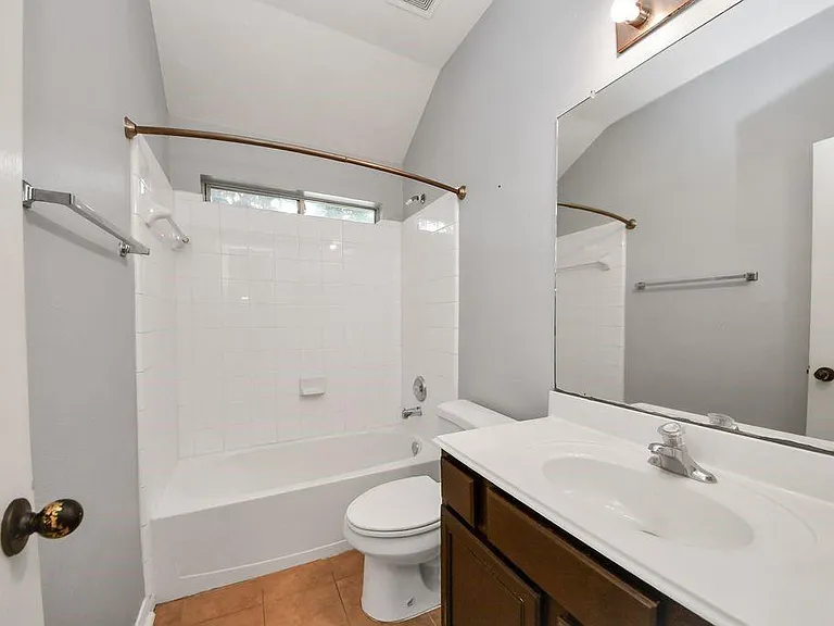 24822 Diamond Run Ct — Photo 11