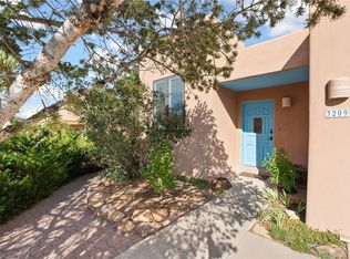 3209 Casa Rinconada, Santa Fe, NM 87507