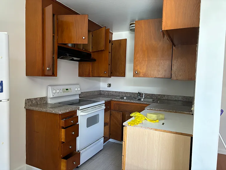 3760 Peacock Ct #6 — Photo 4