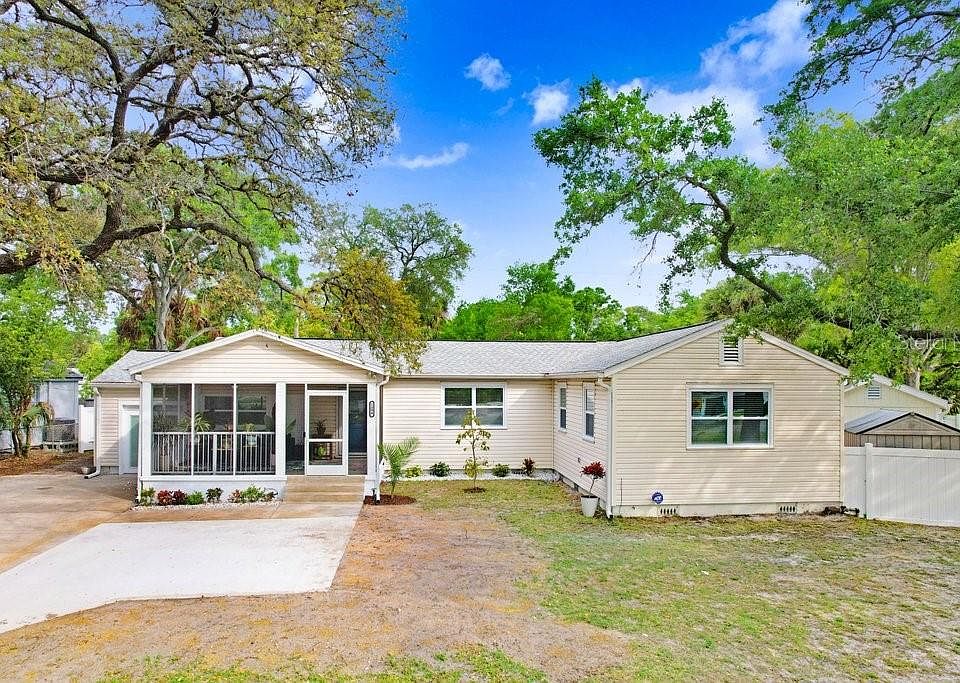 1st image of 1499 W River Shore Way