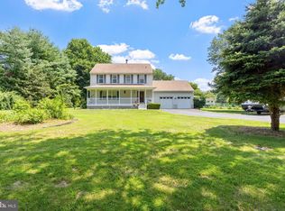 8 Field Ct, Wrightstown, NJ 08562