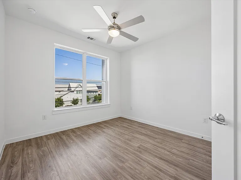 4801 Springdale Rd #2210 — Photo 8