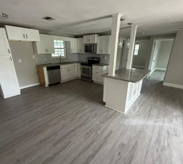 1051 Maybury Dr — Photo 3
