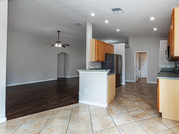 5th image of 24520 Rolling Oak Rd