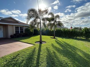 2232 SE Longhorn Ave, Port Saint Lucie, FL 34952