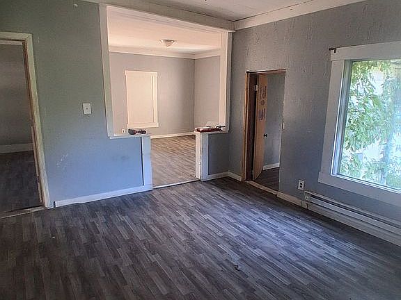 5th image of 428 S Central St