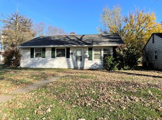 1306 Larkspur Ln, Champaign, IL 61821
