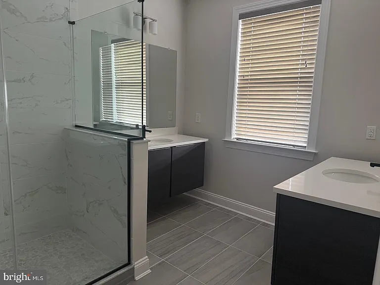 201 Charles Ellis Dr — Photo 13