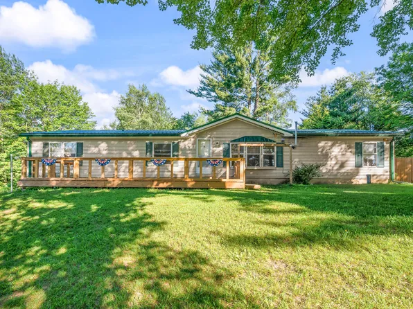 15971 Penesal Rd, Leroy, MI 49655