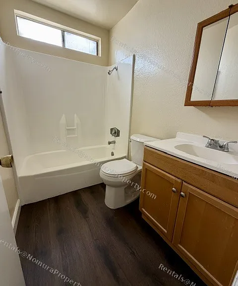 1201 S Montebello Blvd #B — Photo 5