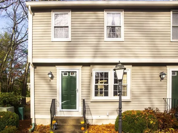 145 South St APT 5, Walpole, MA 02081