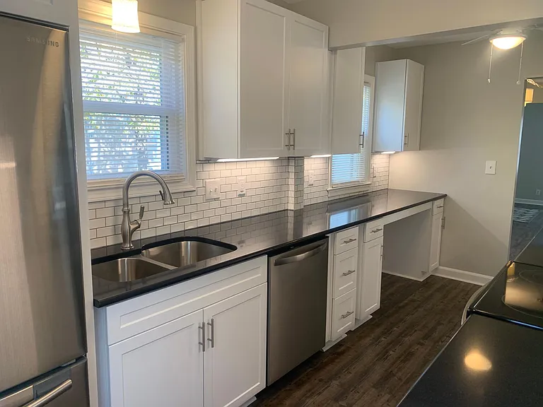 7924 Ward Parkway Plz — Photo 11