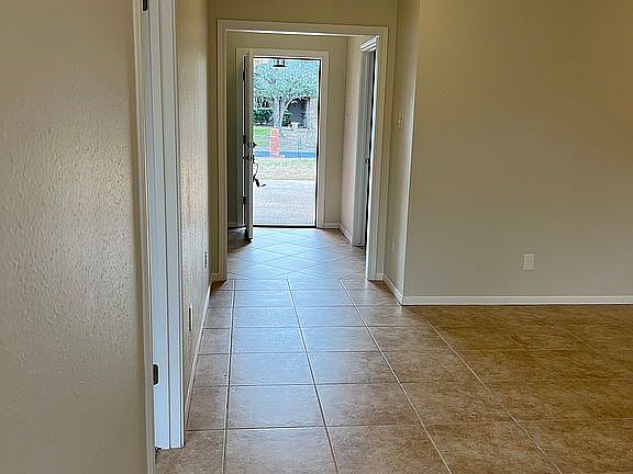 3rd image of 2905 Durango Ct