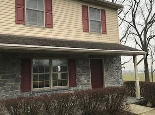 211 Spencer Ave, Leola, PA 17540
