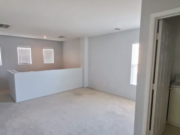 5th image of 10336 Maurice River Ct
