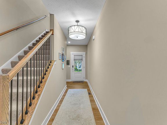 2nd image of 29778 Lobello Dr