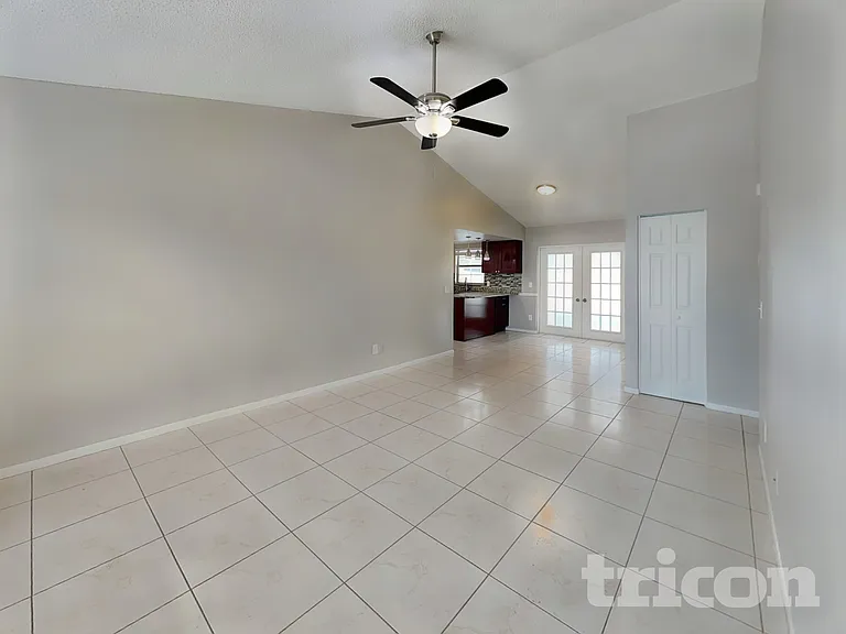 4413 Shadberry Dr — Photo 2
